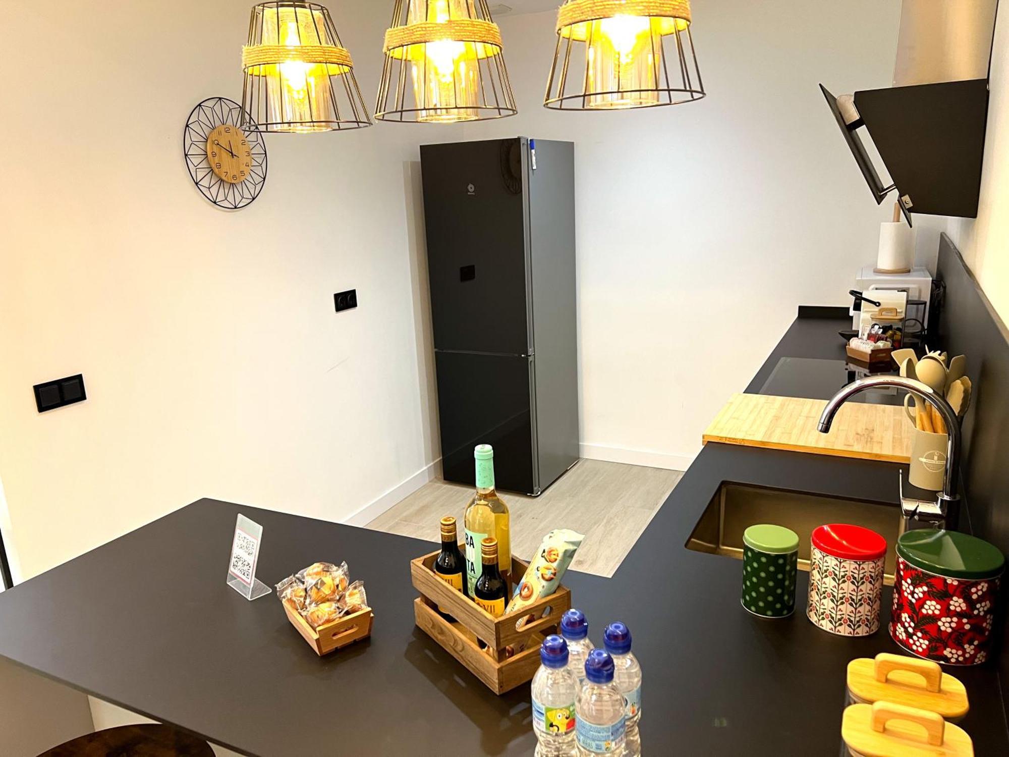 Duplex Moderno Y Acogedor Junto A Atocha Apartment Madrid Ngoại thất bức ảnh