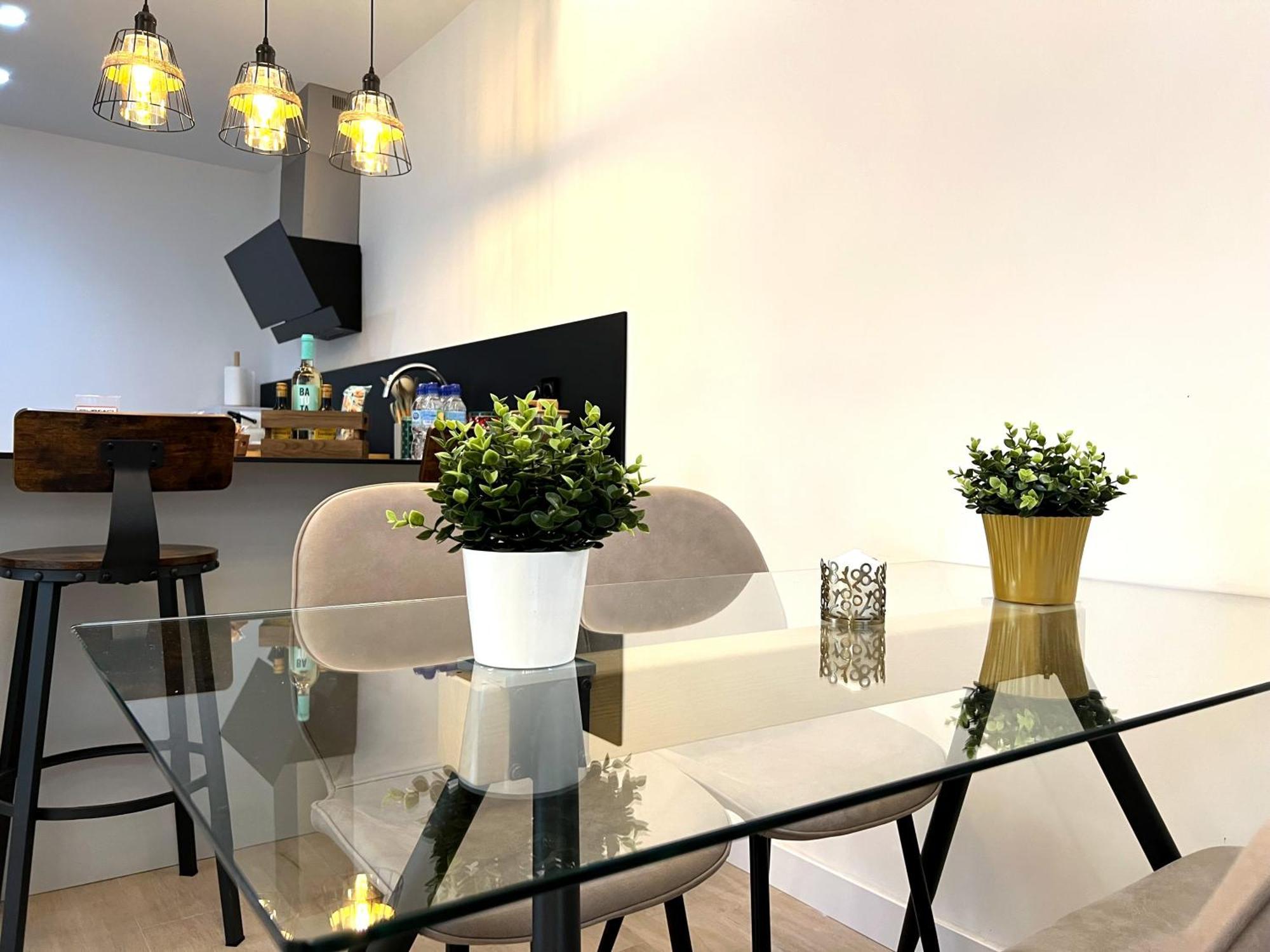 Duplex Moderno Y Acogedor Junto A Atocha Apartment Madrid Ngoại thất bức ảnh