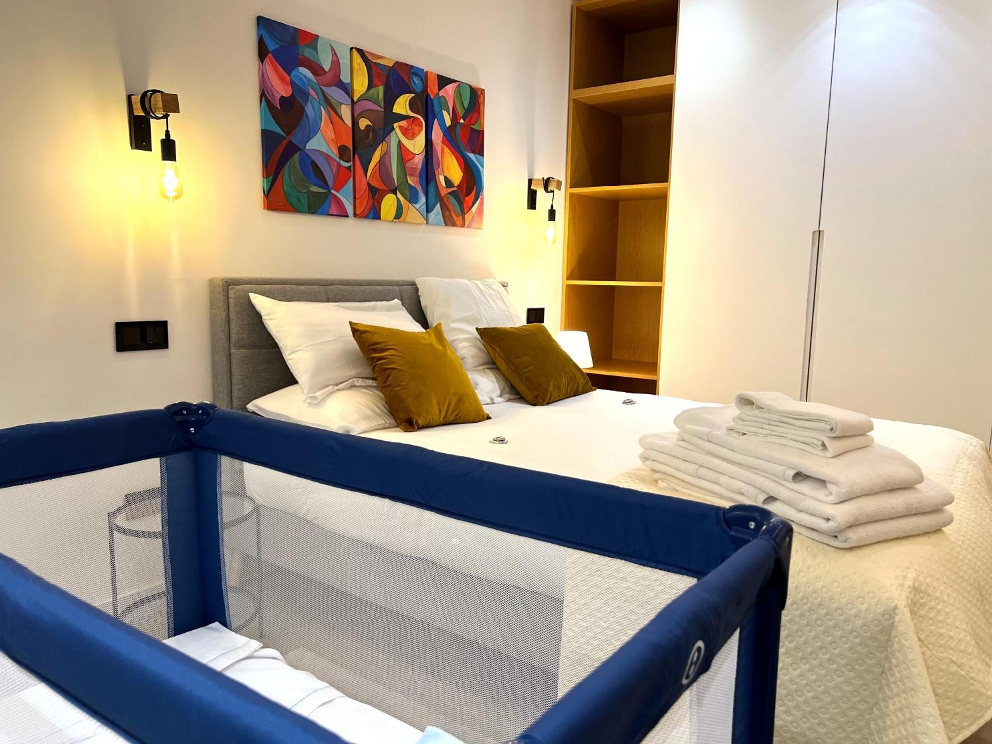 Duplex Moderno Y Acogedor Junto A Atocha Apartment Madrid Ngoại thất bức ảnh