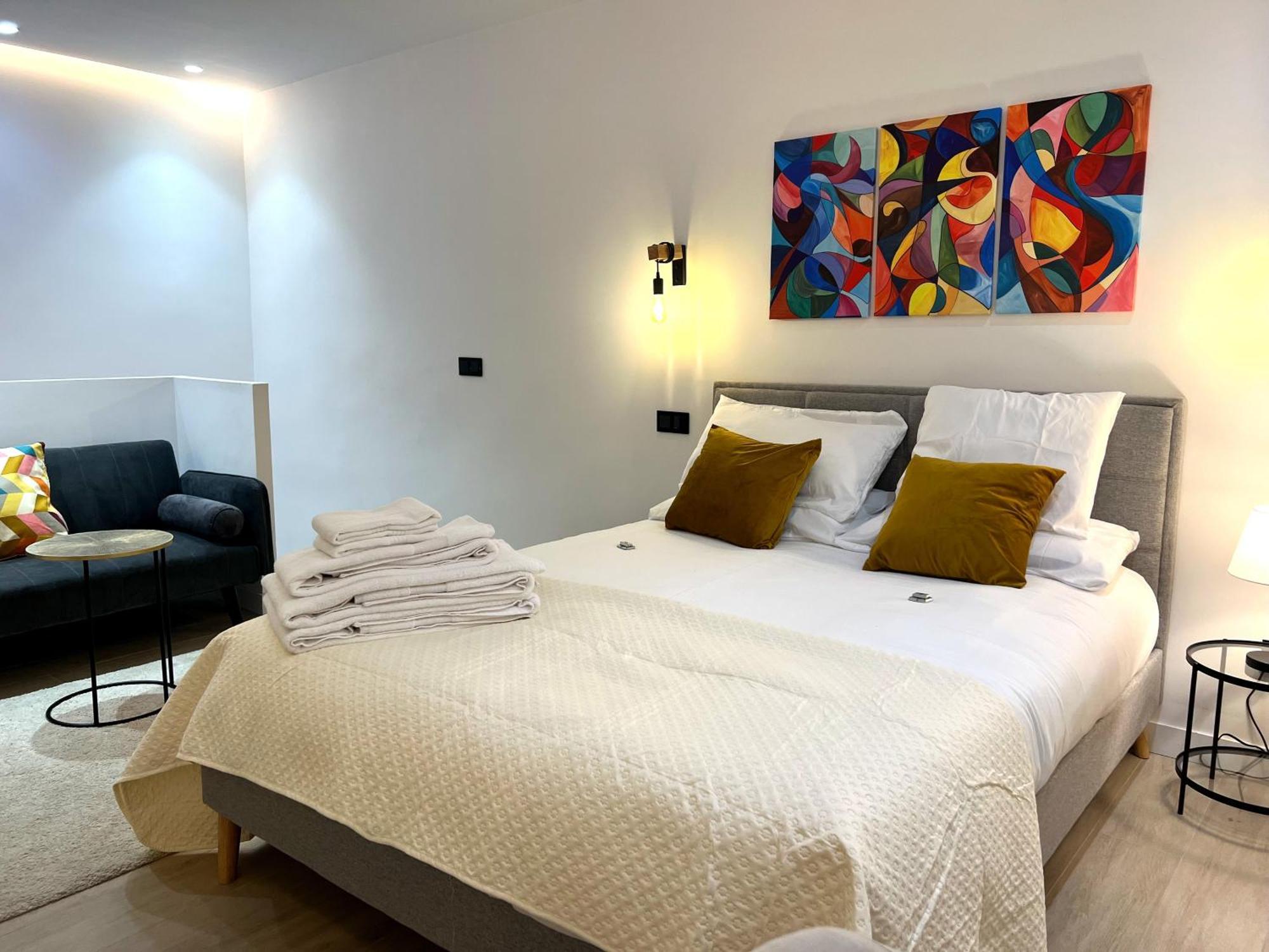 Duplex Moderno Y Acogedor Junto A Atocha Apartment Madrid Ngoại thất bức ảnh